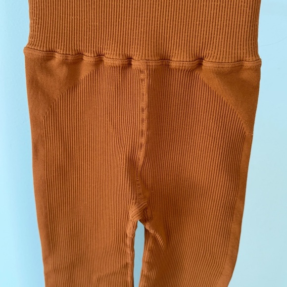 Free People Movement High Waisted Toasted Coconut Rust Orange Leggings Sz XS/S - Picture 4 of 9